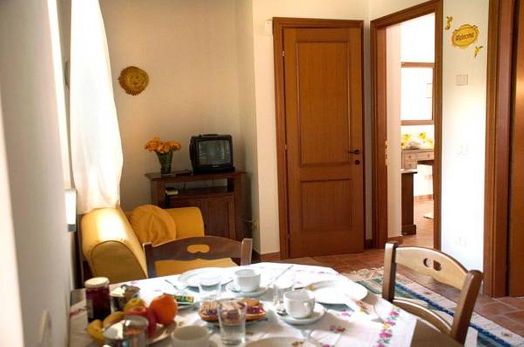 Il Poggio Delle Ginestre Pension Torgiano Buitenkant foto