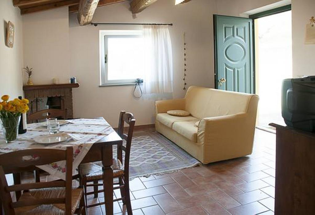 Il Poggio Delle Ginestre Pension Torgiano Buitenkant foto