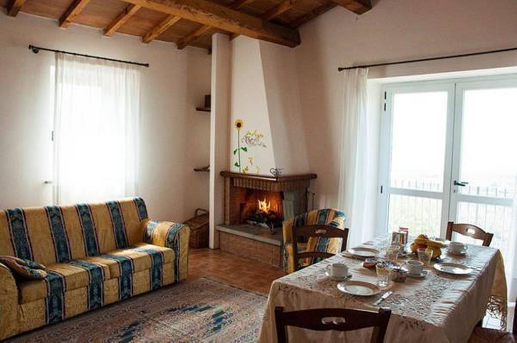Il Poggio Delle Ginestre Pension Torgiano Buitenkant foto