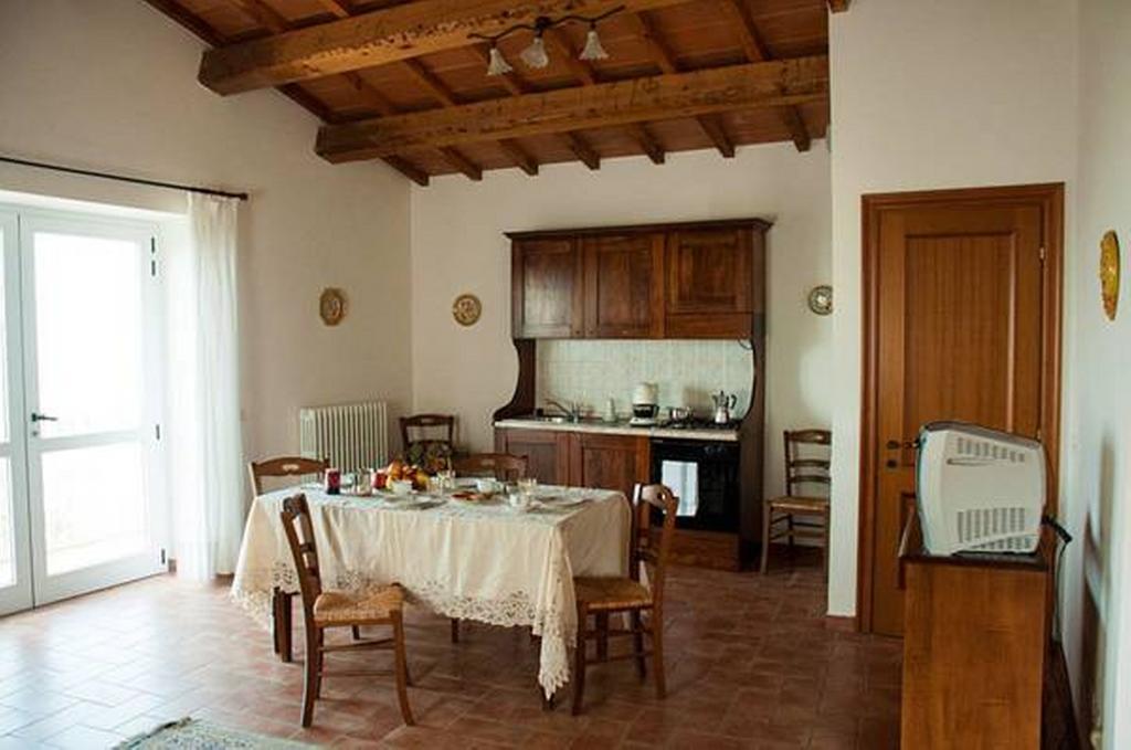 Il Poggio Delle Ginestre Pension Torgiano Buitenkant foto